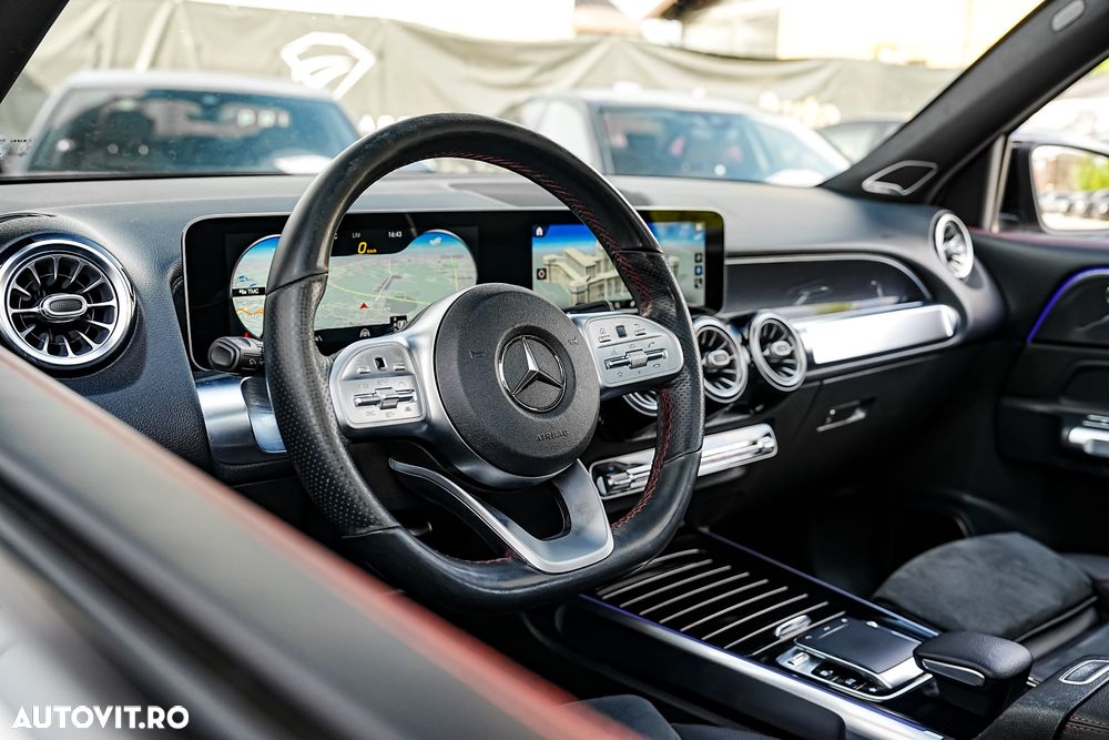 Mercedes-Benz GLB 250 4MATIC 8G-DCT AMG Line - 24
