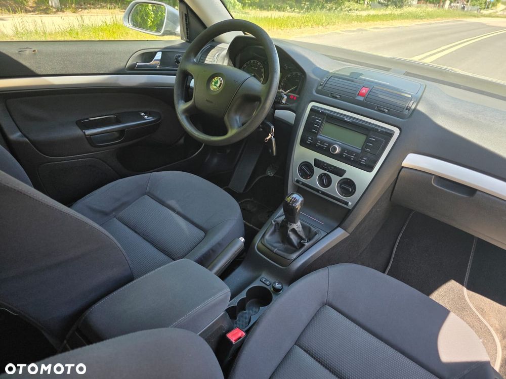 Skoda Octavia - 8
