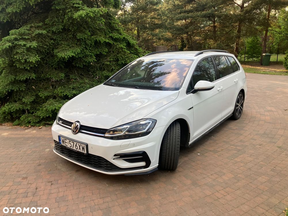 Volkswagen Golf 1.5 eTSI EVO R-Line DSG - 1