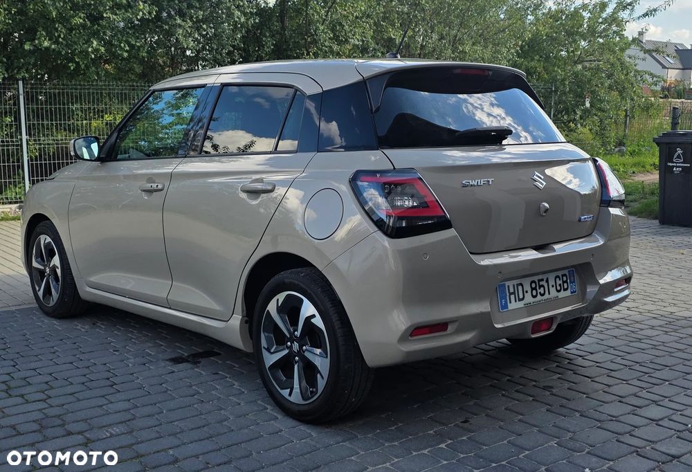 Suzuki Swift 1.2 Dualjet SHVS Premium CVT - 10