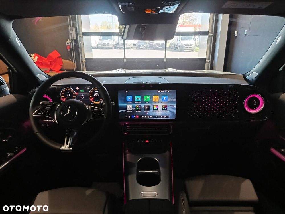 Mercedes-Benz GLB - 17