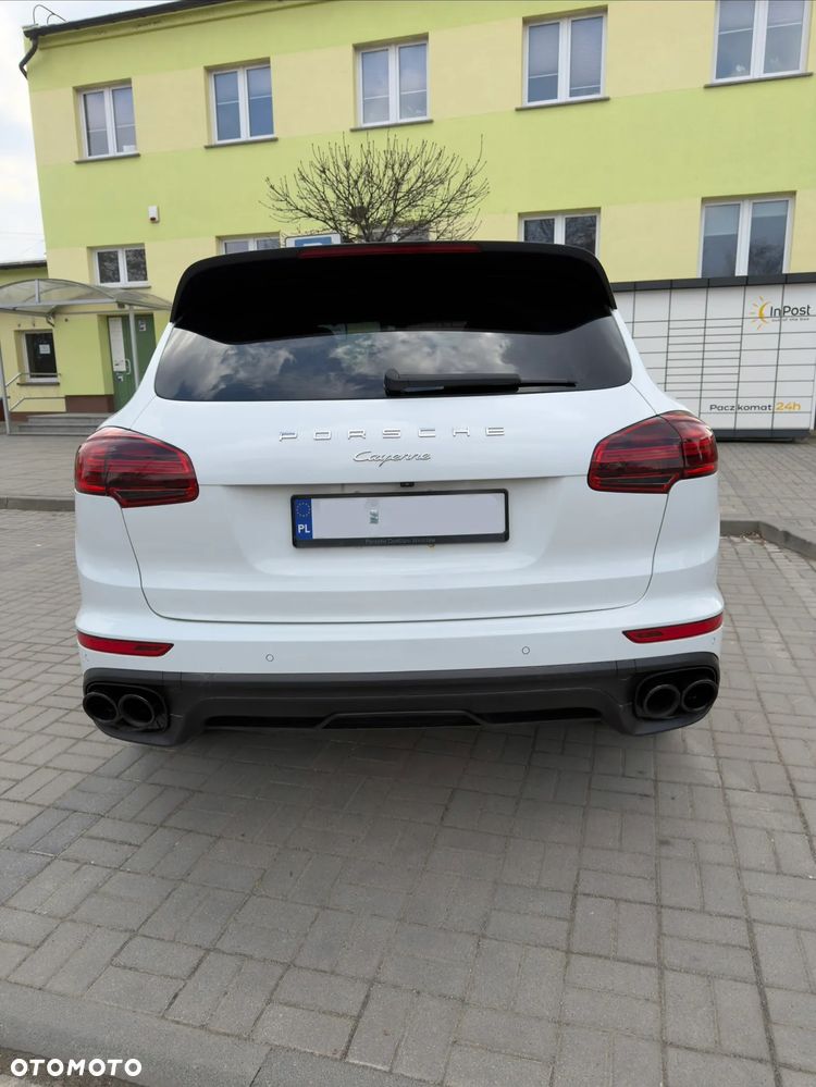 Porsche Cayenne - 6
