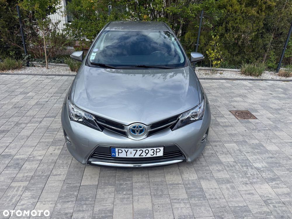 Toyota Auris Hybrid 135 Premium - 17