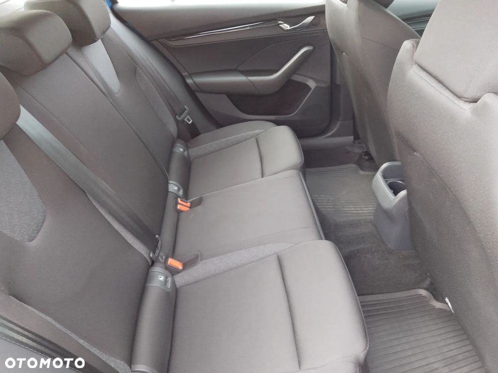 Skoda Octavia 2.0 TDI Active - 20