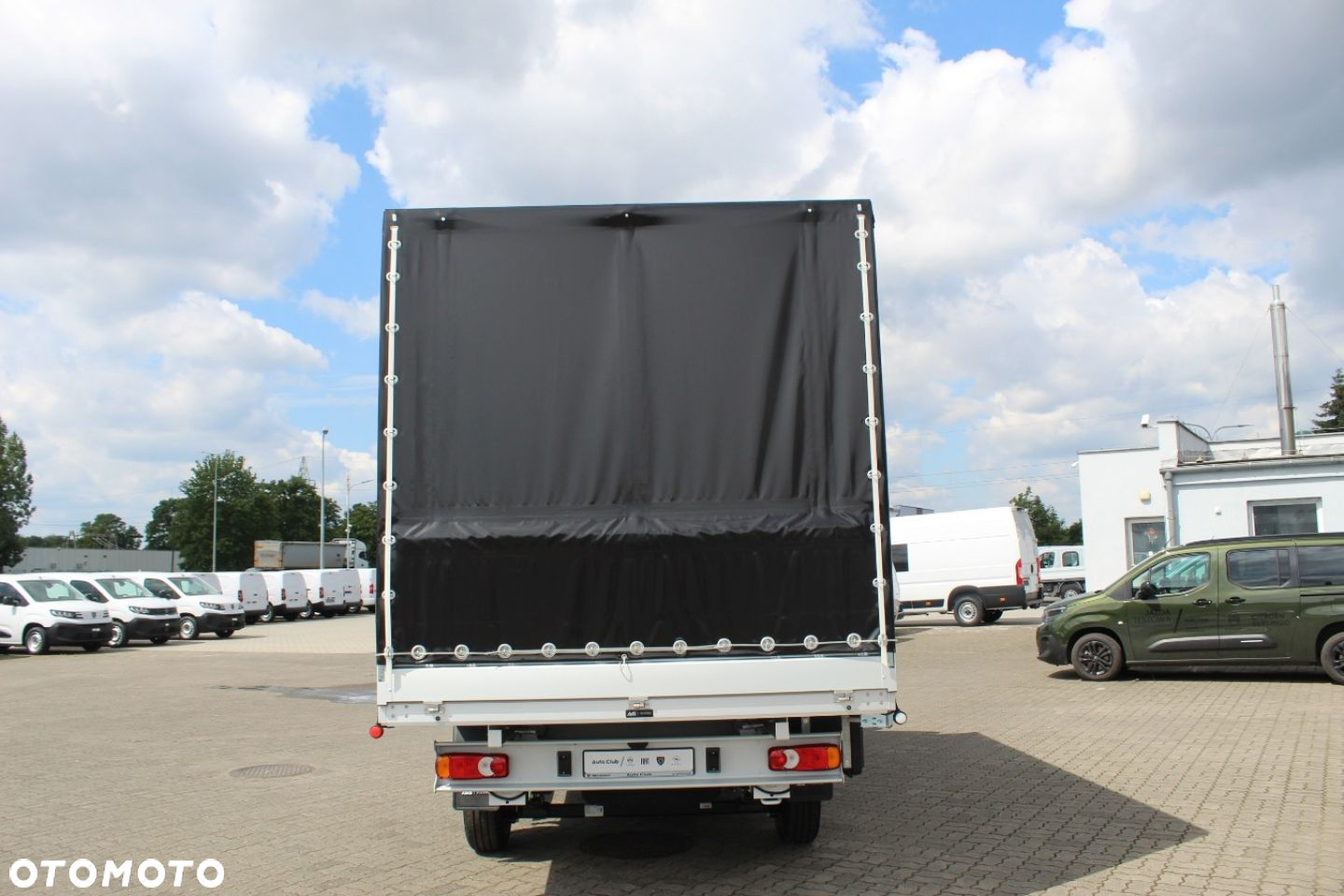 Opel Movano - 10