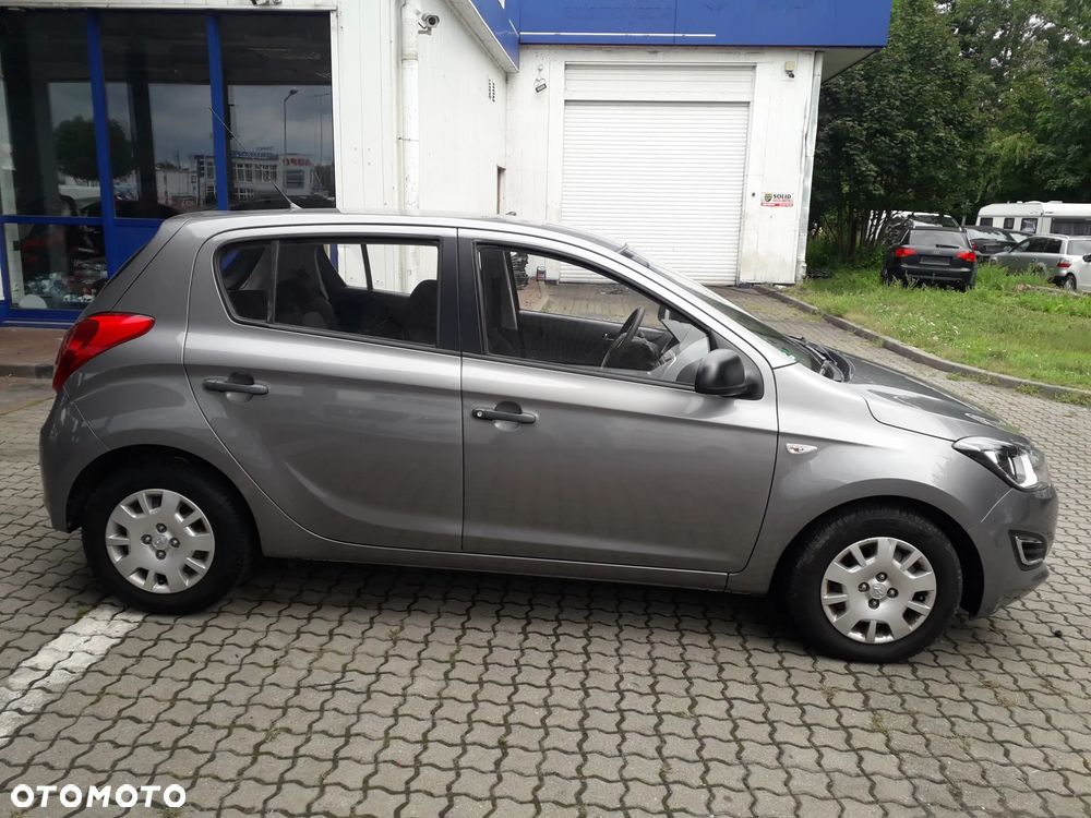 Hyundai i20 1.25 Comfort - 9