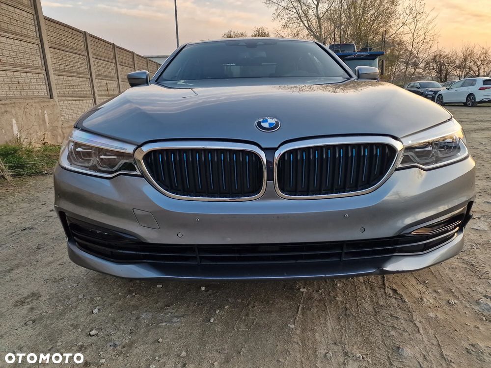 BMW Seria 5 530e iPerformance Sport Line sport - 26