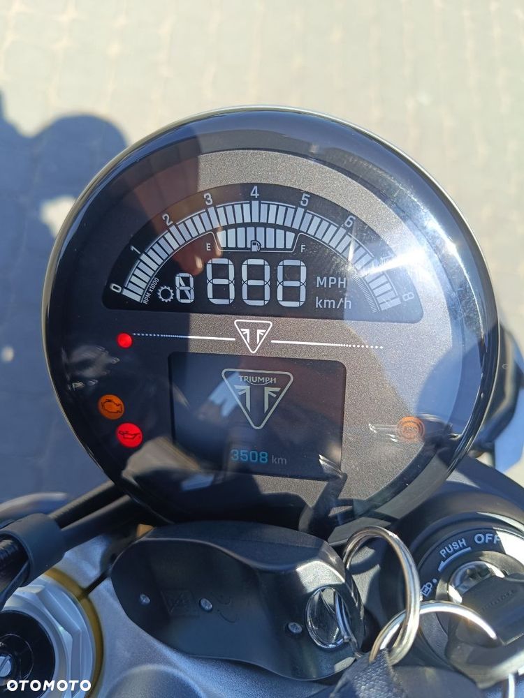 Triumph Speed Twin - 9