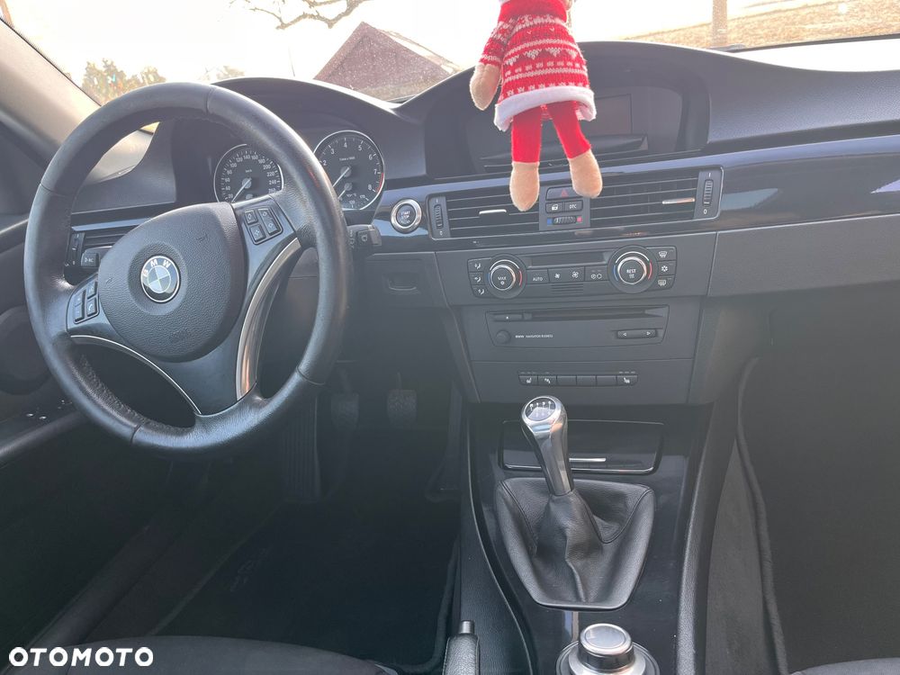 BMW Seria 3 325i - 8