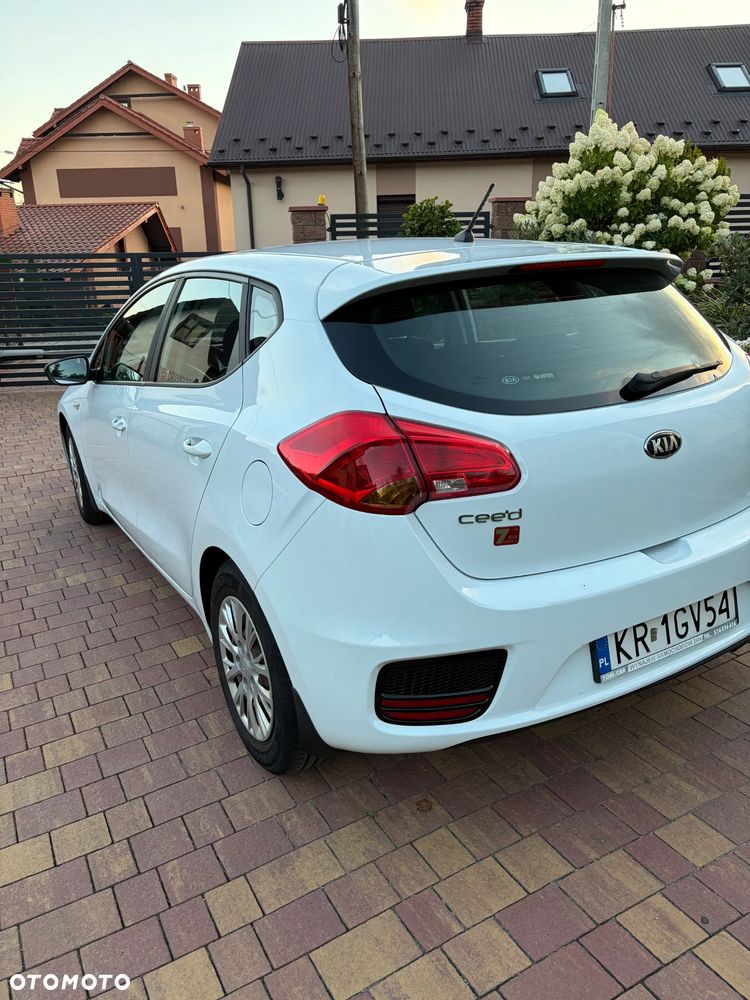Kia Ceed 2017 photo 2