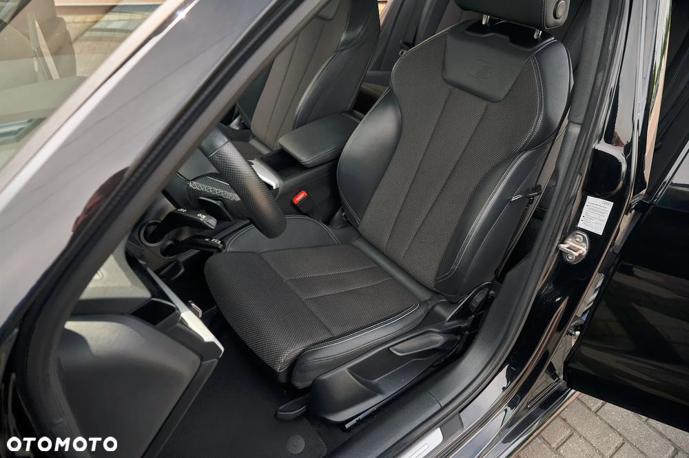 Audi A4 Avant 35 TFSI S tronic S line - 24