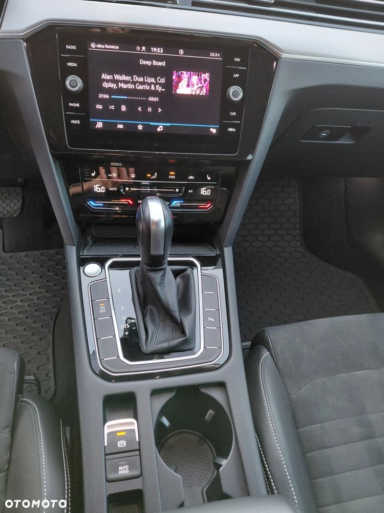 Volkswagen Passat - 5