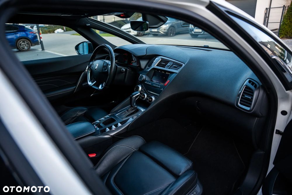 DS Automobiles DS 5 - 15