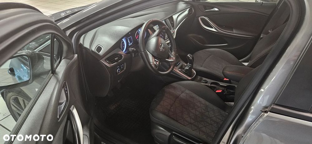 Opel Astra 1.4 T 120 Lat S&S - 8