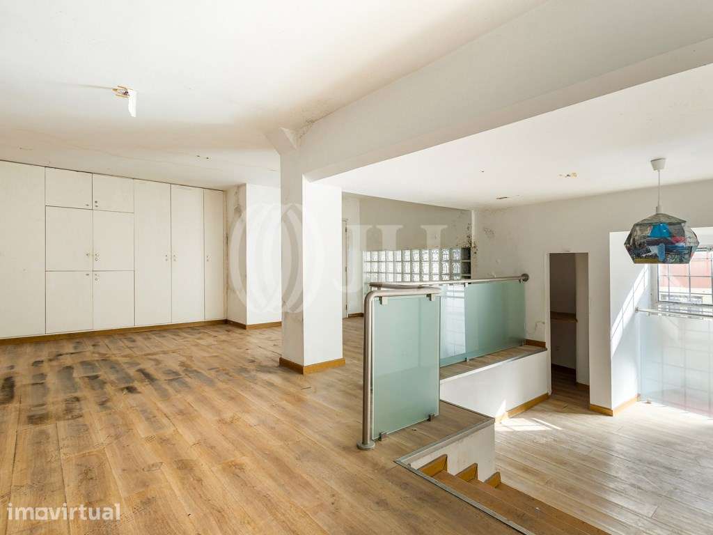 Prédio para reabilitação, no Príncipe Real, em Lisboa - Grande imagem: 5/44