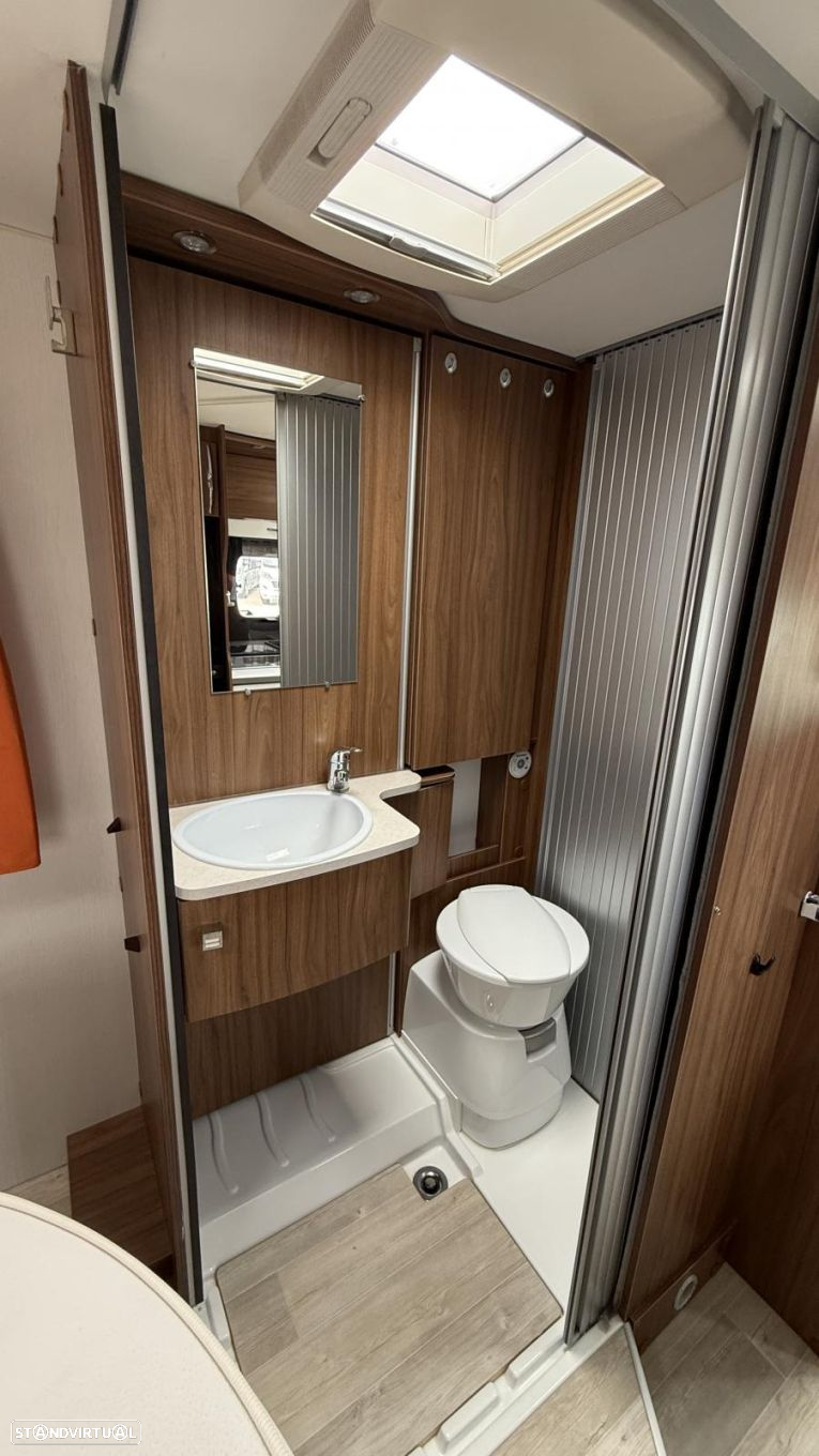 Pilote Essential P650 Cama Central - 35