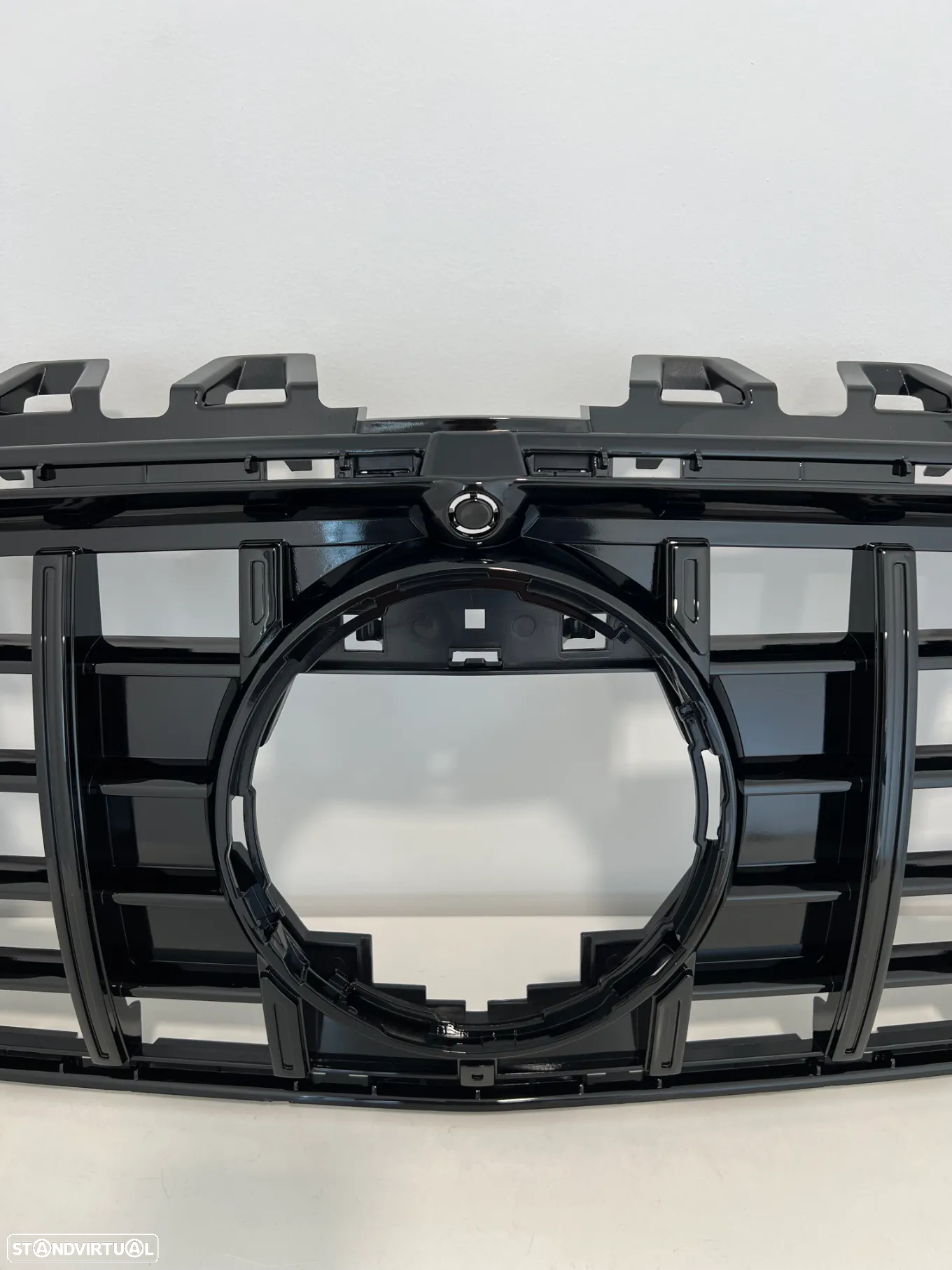 Grelha Frontal Mercedes CLA W118 Look GTR Black - 2