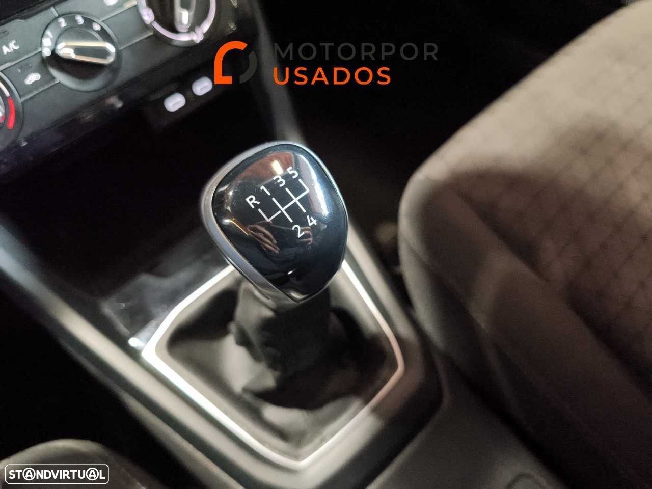 VW T-Cross - 22