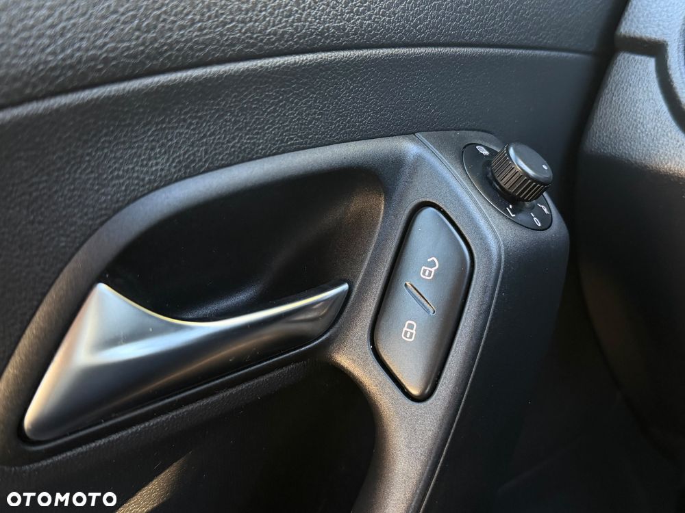 Volkswagen Polo - 23