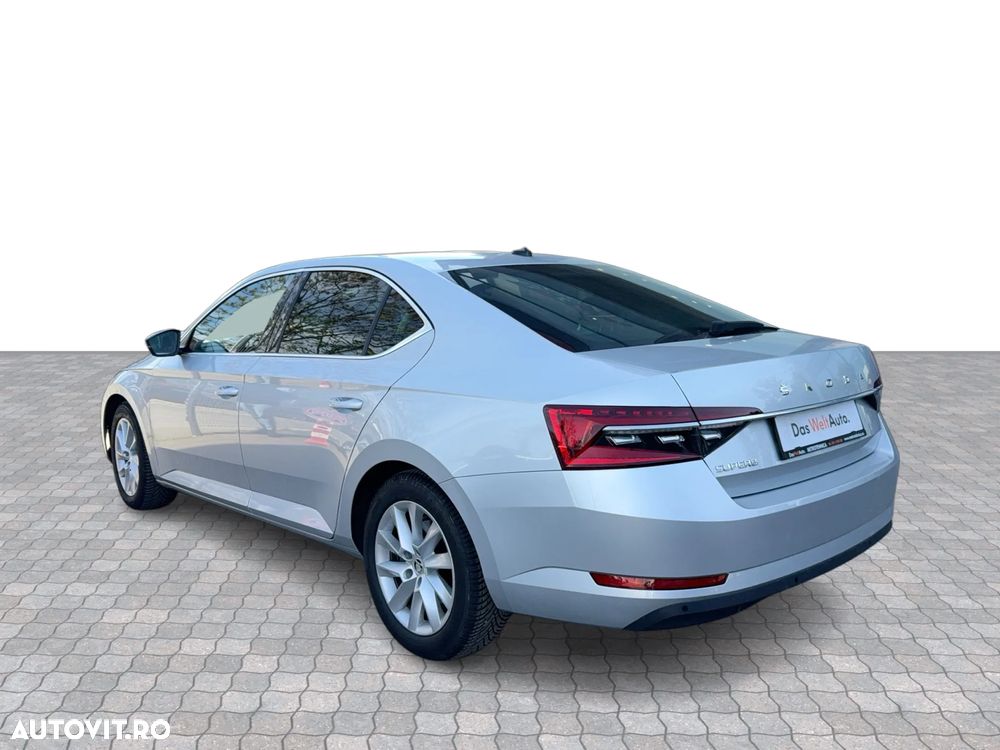 Skoda Superb 2.0 TDI DSG Style - 3