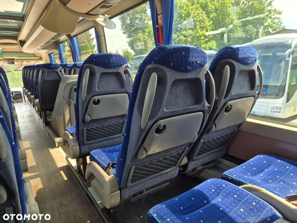 Iveco MAGELYS HD / SPROWADZONY/ MANUAL/ WC / EURO 6 - 33