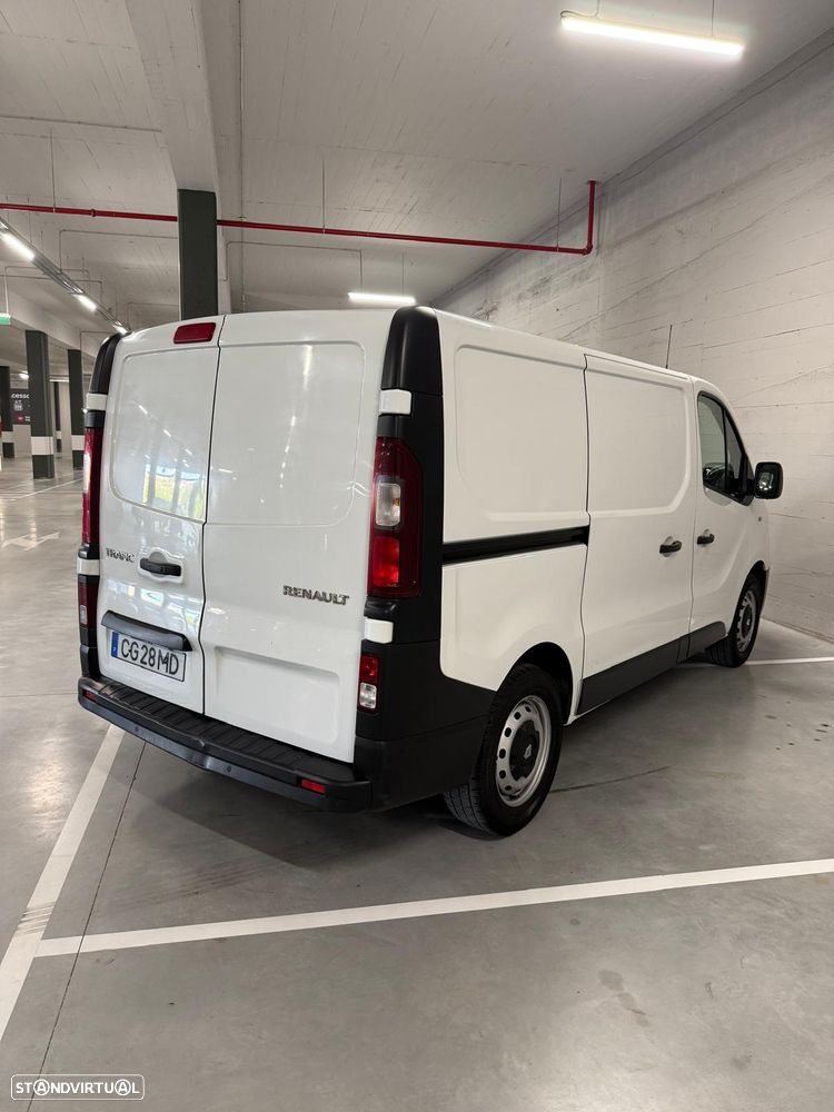 Renault Trafic - 8