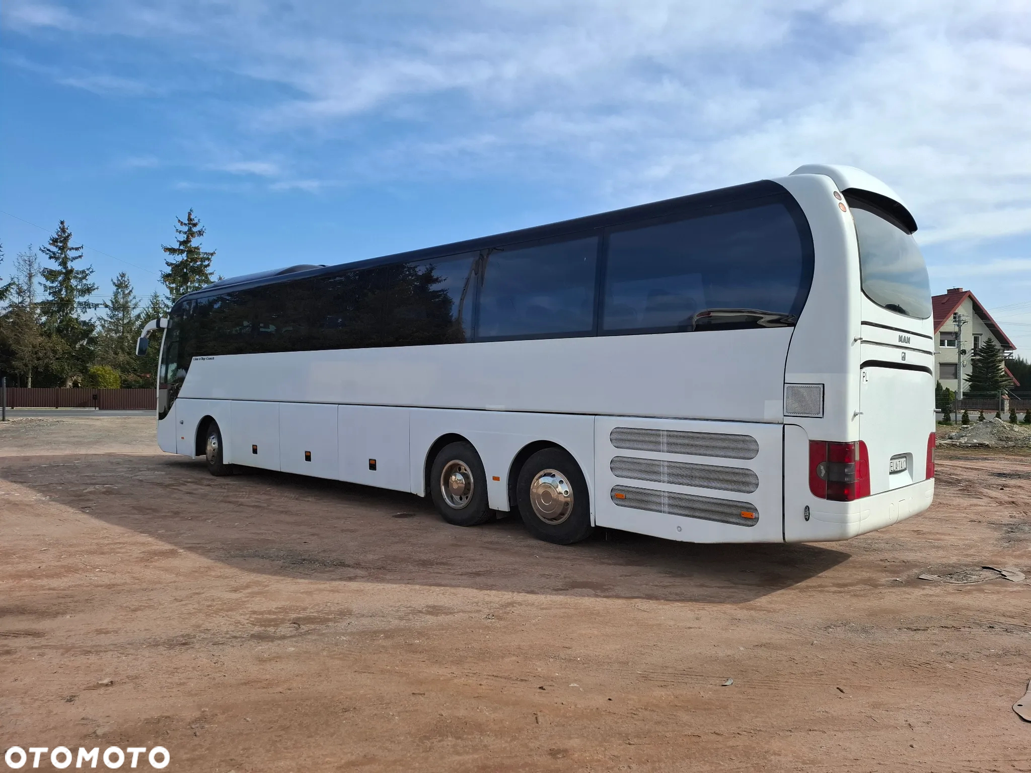 MAN R08 - 3