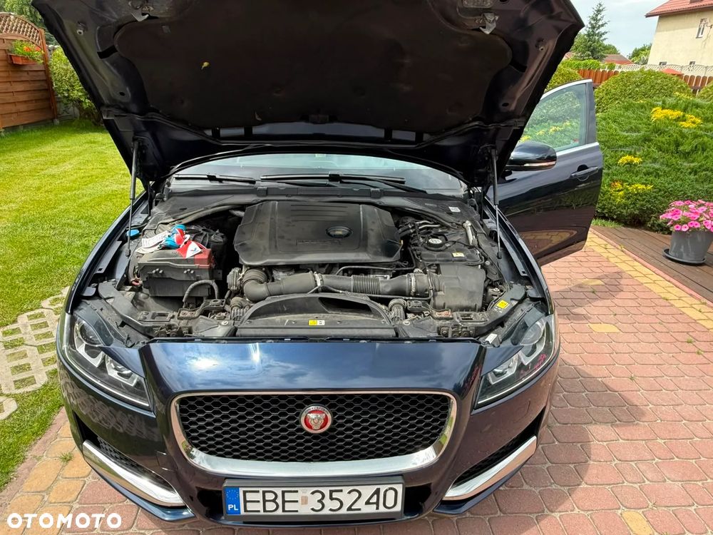 Jaguar XF 2.0 i4D AWD Prestige - 13
