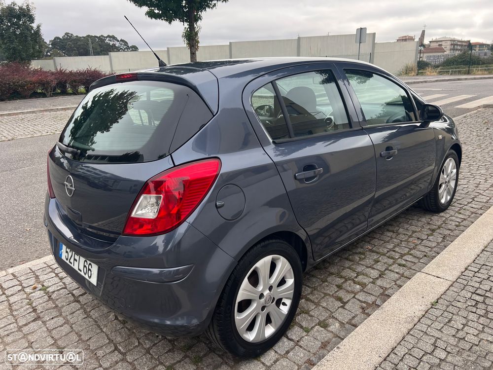 Opel Corsa 1.3 CDTi Enjoy EcoFLEX - 3