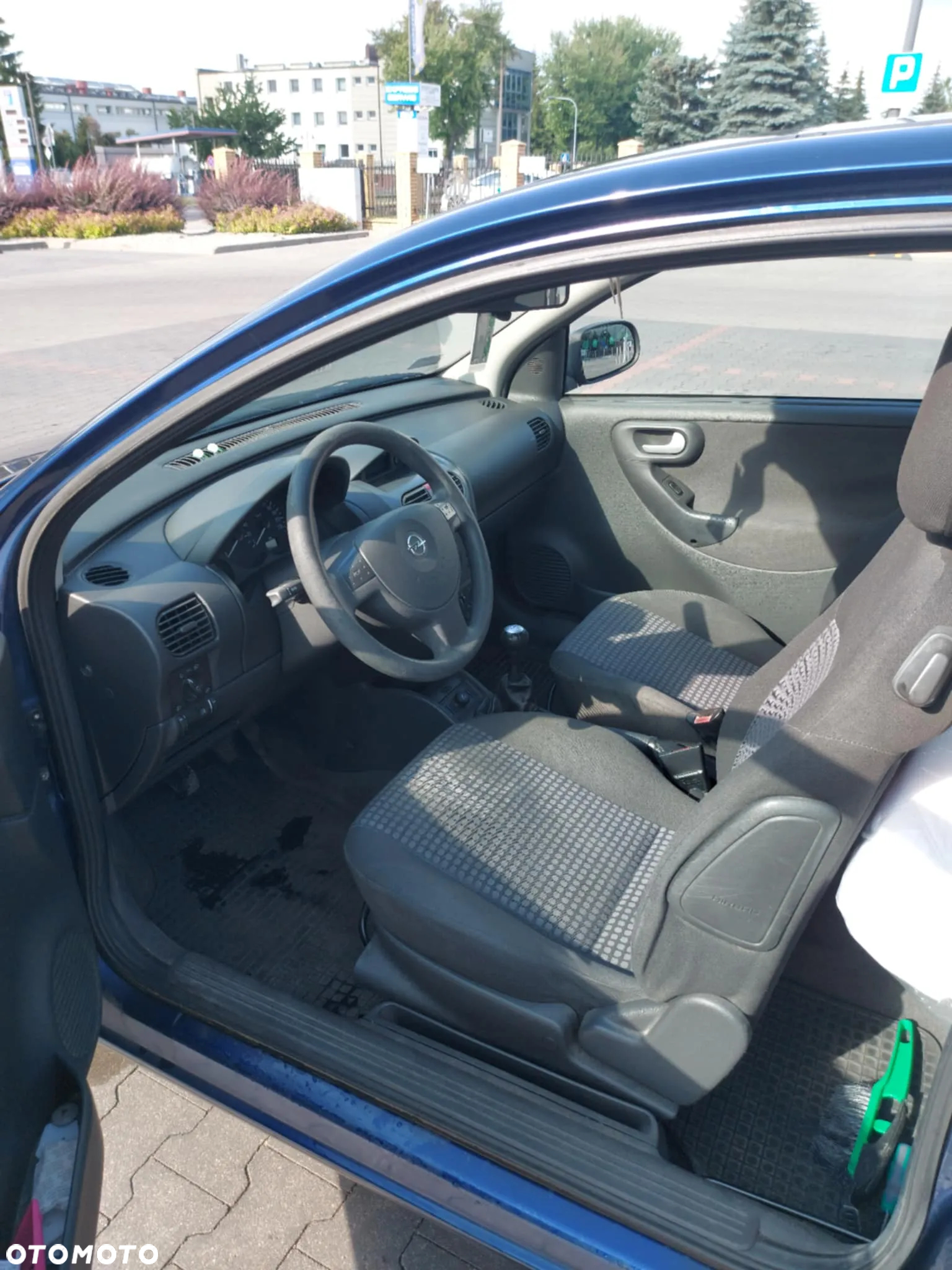 Opel Corsa 1.0 12V Cosmo - 10