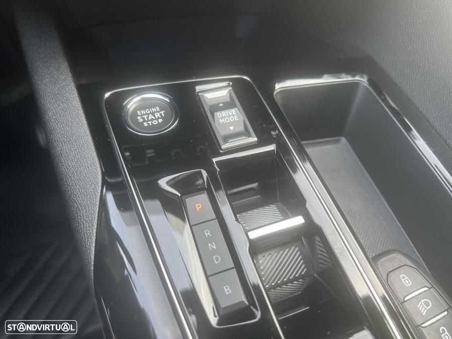 Peugeot 3008 225 e-EAT8 Allure Pack - 24
