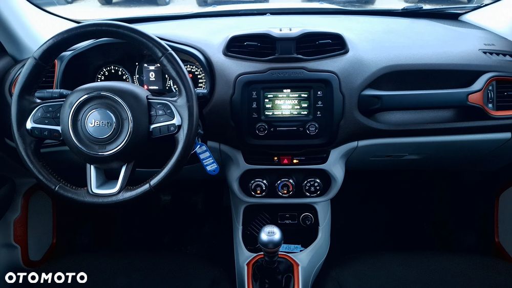 Jeep Renegade 1.4 MultiAir Longitude - 16