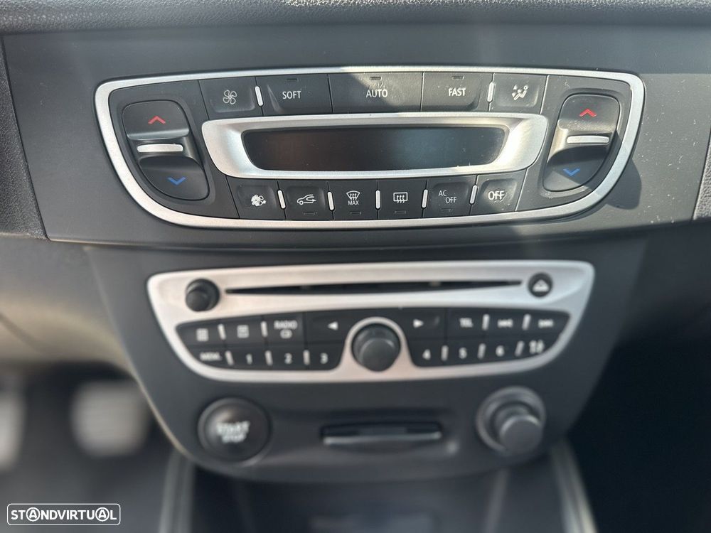 Renault Mégane CC 1.5 dCi Dynamique - 19