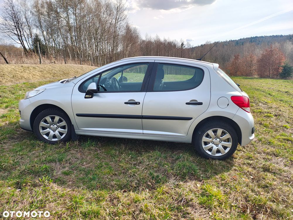 Peugeot 207 1.4 HDi Trendy - 9