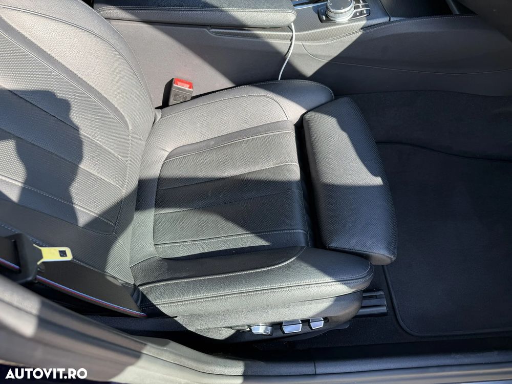 BMW Seria 5 - 23