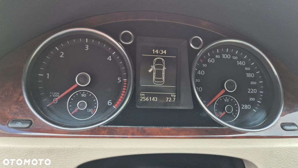 Volkswagen Passat CC - 9