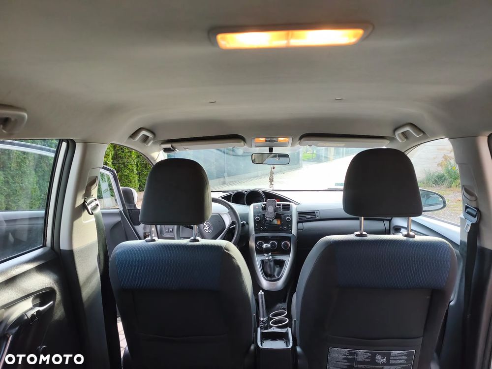 Toyota Verso 2.0 D-4D Active - 17