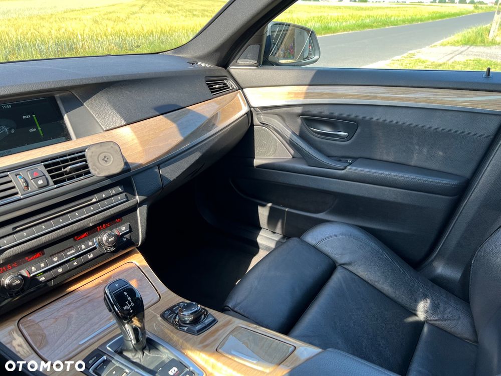 BMW Seria 5 520d - 11