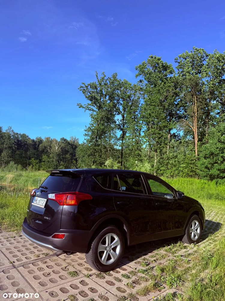 Toyota RAV4 2.0 D-4D Premium 4x2 - 4