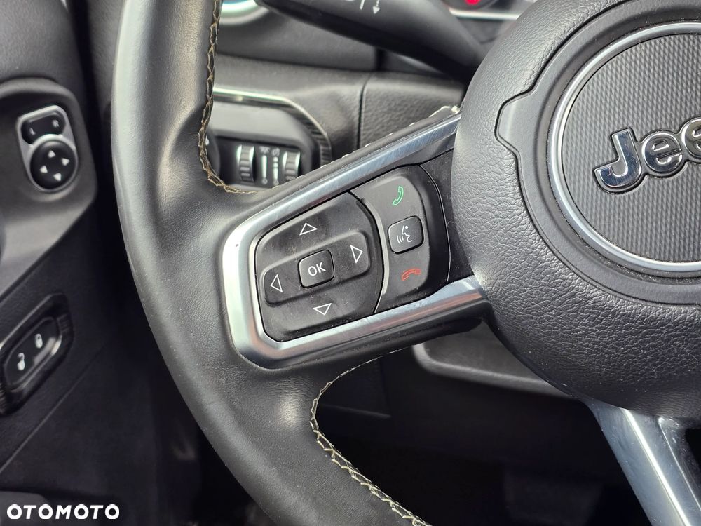 Jeep Wrangler Unlimited GME 2.0 Turbo Sahara - 27