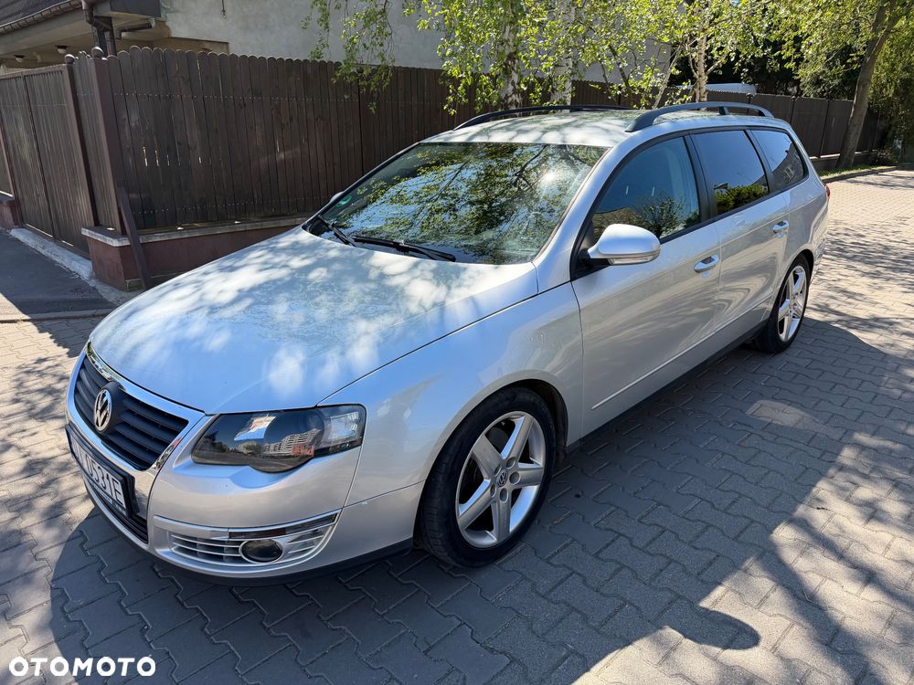 Volkswagen Passat 1.6 Comfortline Family - 1