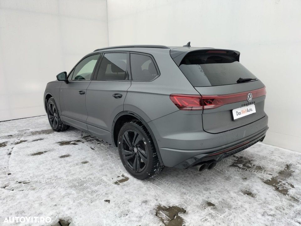 Volkswagen Touareg - 4