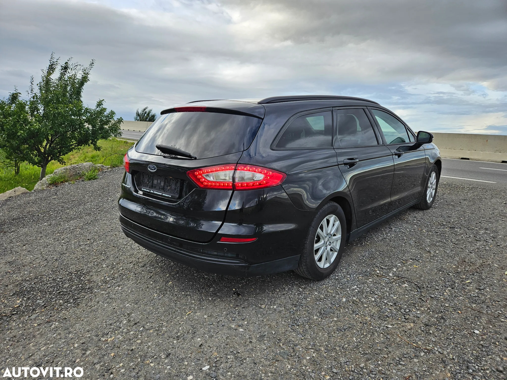 Ford Mondeo 1.6 TDCi Trend - 4