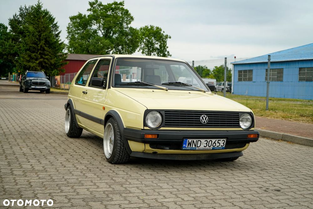 Volkswagen Golf - 5
