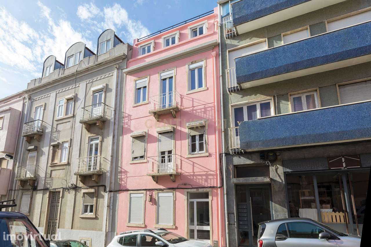 Apartamento T2 - Campolide - Grande imagem: 2/21