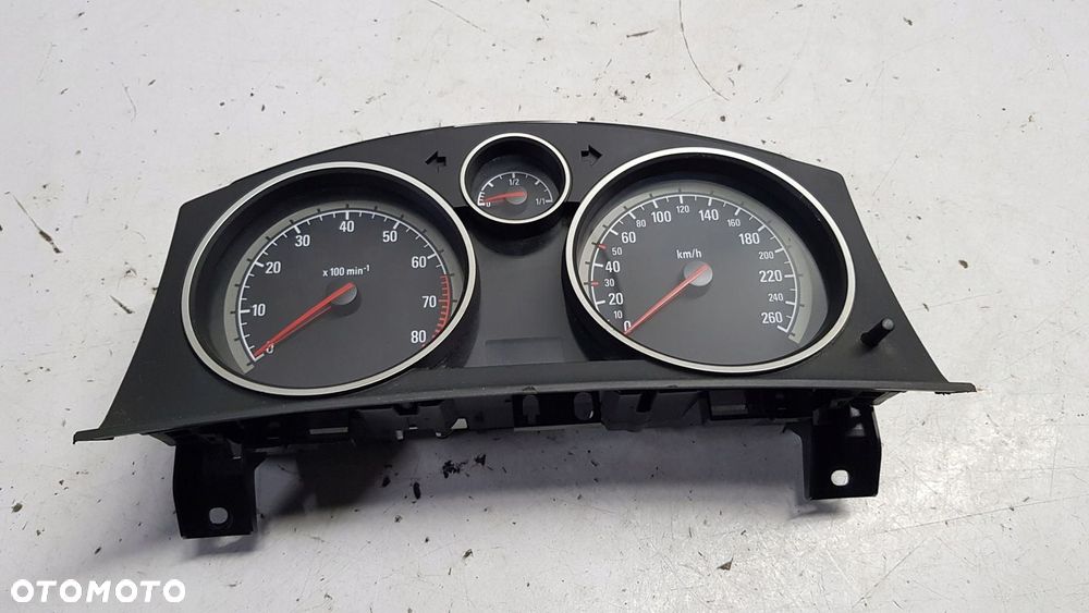 licznik Opel Astra H 1.6 - 1