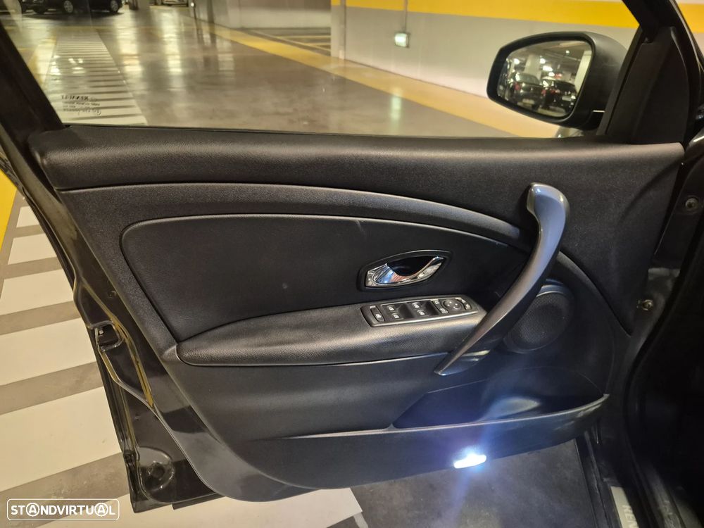 Renault Mégane Sport Tourer 1.5 dCi GT Line - 25