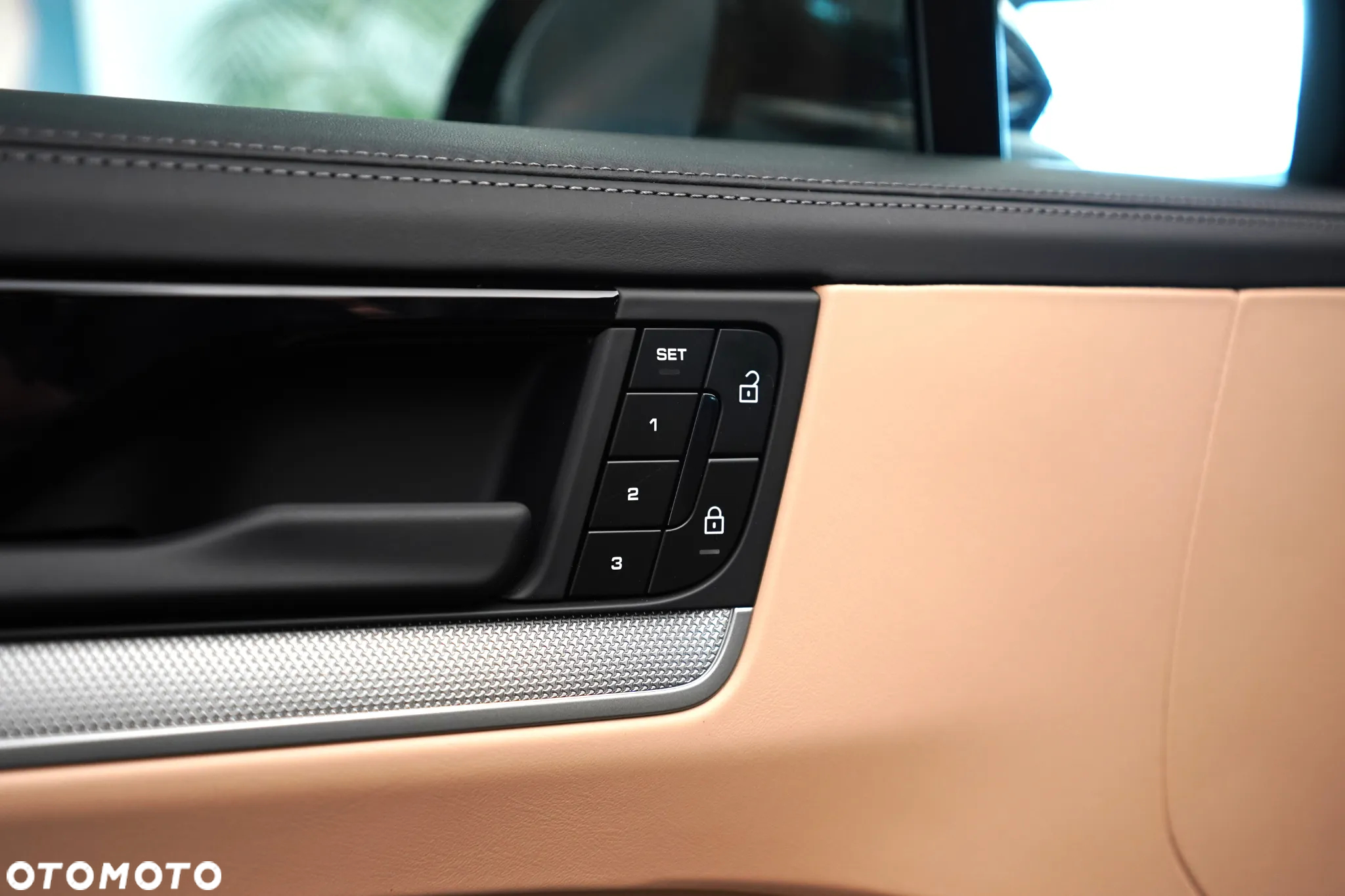 Porsche Cayenne Standard - 18