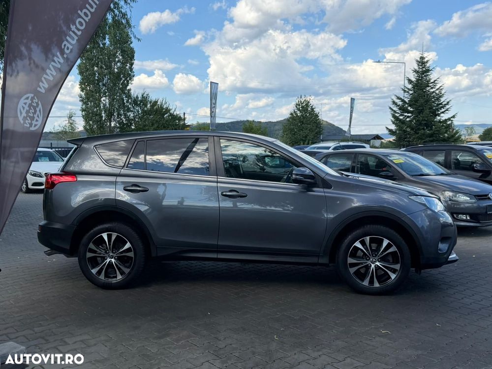 Toyota RAV4 2.0 D-4D 2WD Comfort - 3