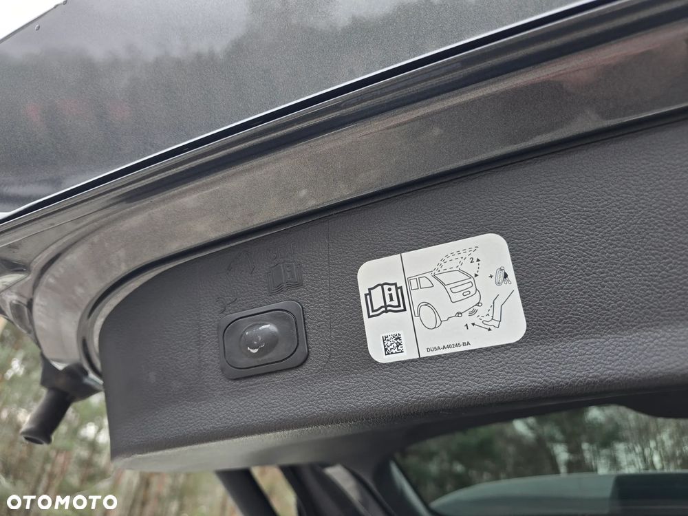 Ford Kuga 2.0 TDCi 4x2 ST-Line - 19